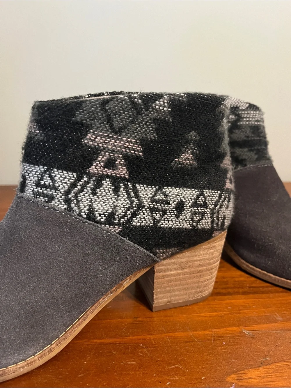 Toms Leila Suede Aztec Ankle Boot, Size 7.5